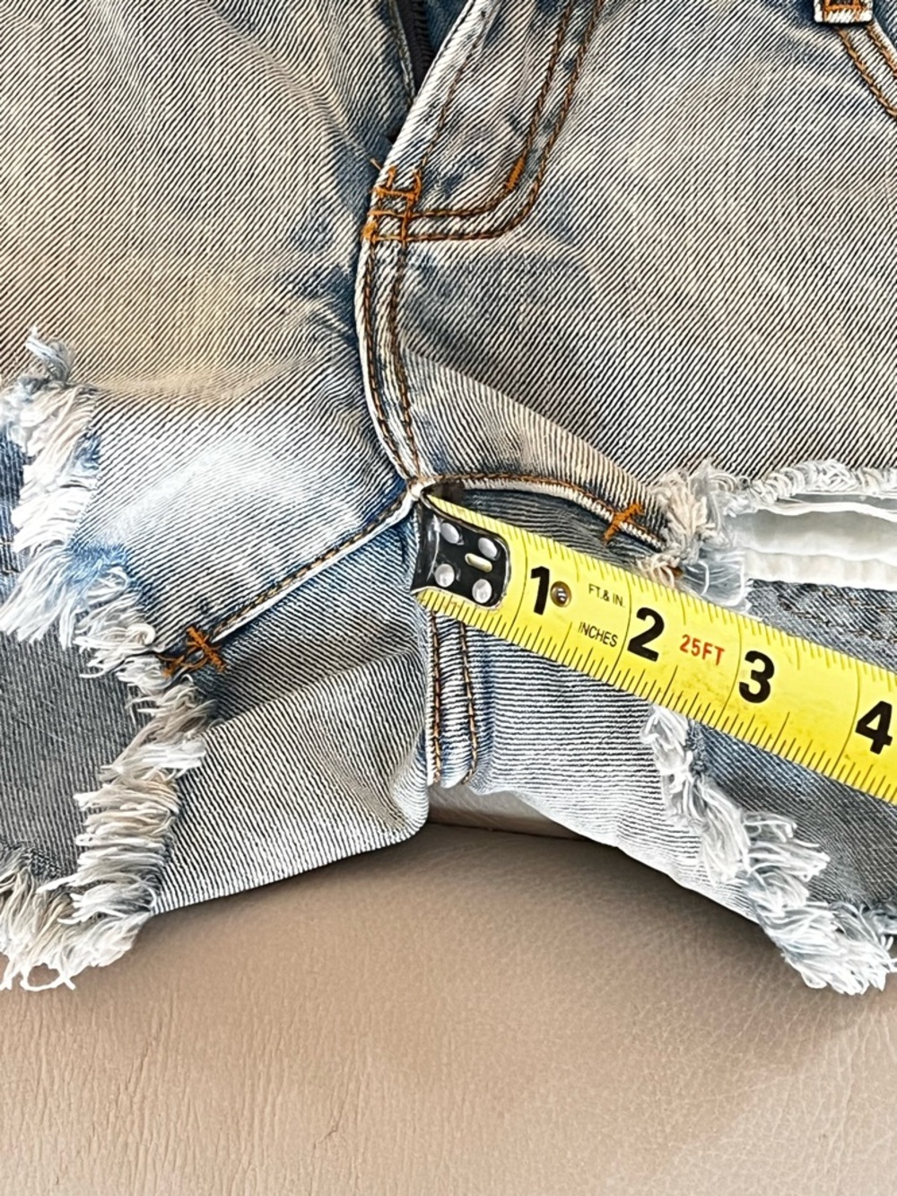 Love Culture Acid Wash Distressed Denim Shorts M Low Rise Frayed Festival - Picture 11 of 11